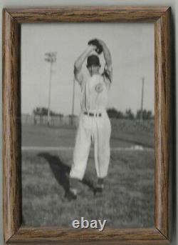 1947 Davenport Cubs Albert Kinsey Game Used Baseball Cleats with original photo