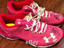 2013 Game Used Eric Hosmer Kansas City Royals Signed Pink Shoes MLB Authentic