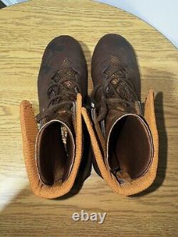 2017 Game Used Notre Dame Football Under Armour Cleats Knute Rockne Game #77