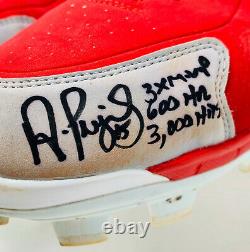 Albert Pujols Signed Game Used Cleats Autographed Beckett A79103 A79103 COA