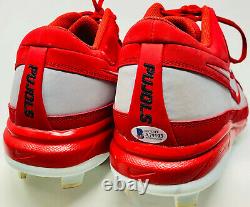 Albert Pujols Signed Game Used Cleats Autographed Beckett A79103 A79103 COA
