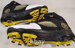 Andruw Jones Team Issue Nike Air Force 1 Jordan Fusion 5 Shoe Signed Game Cleats