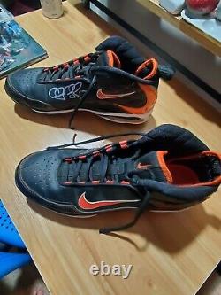 Aubrey Huff Game Used / Signed Cleats GIANTS ORIOLES