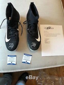 Autographed Madison Bumgarner Game used 2017 Nike cleats Beckett an LOJO Letter