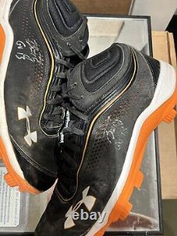 BUSTER POSEY GAME USED 2013 Autographed Cleats 2 Signatures LoJo Sports Mem