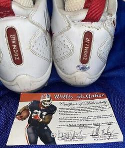 Buffalo bills Autographed Signed Game Used Cleats Directly From Willis McGahee