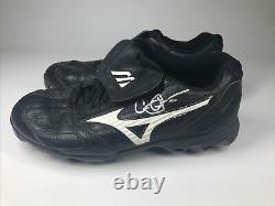 Circa 2007 Carlos Quentin Signed Game Used Cleats