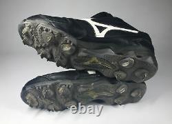 Circa 2007 Carlos Quentin Signed Game Used Cleats