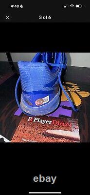 Cristian Hernandez Chicago Cubs Signed Auto Game Used Cleats Beckett Certified