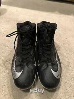 Danny Shelton New England Patriots Signed Game Used Nike Football Cleats Huskies