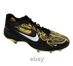 Dansby Swanson Unsigned Game Worn Nike Black & Yellow Cleats