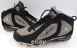 Derek Jeter Autographed 2009 Game Used Nike Jordan Cleats Beckett