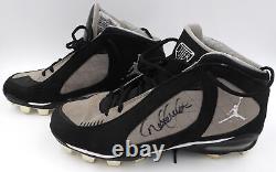 Derek Jeter Autographed 2009 Game Used Nike Jordan Cleats Beckett