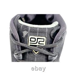 Derek Jeter Game Used Nike High Top Jordan DJ2 Jeter Cleat (Brandon Steiner LOA)