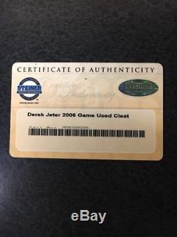 Derek Jeter Steiner Sports Game Used Cleat 2006 New York Yankees Autographed ++