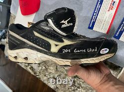 Devin Mesoraco 2011 Game Used paid of Shoe / Cleats signed with PSA / DNA COA
