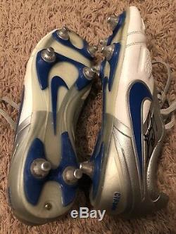 Game Used Worn Soccer Cleats Worn By Stuart Holden MLS Jersey USA Autographed