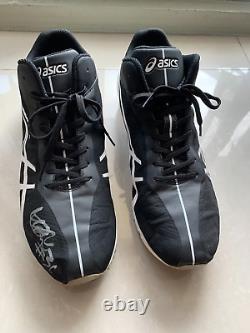 ICHIRO SUZUKI New York Yankees Game Used Auto Autograph Asics Cleats Shoes