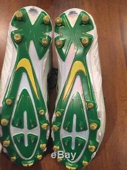 Jalen Jelks Game Used Oregon Ducks Cleats Game Worn Jersey Signed