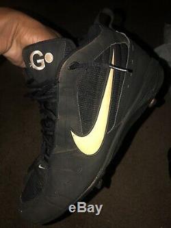 Jason Giambi Game Used Nike 3/4 Baseball Cleats