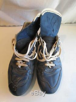 Jeff Montgomery Kansas City Royals Signed Game Used Cleats KC Original Shoes