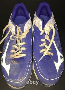Jeimer Candelario Chicago Cubs Signed 2015 Game Used Cracked Cleats Spikes A