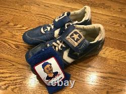 Jerome Walton circa 1989 game used worn Cubs cleats with wristband