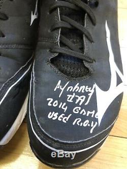 Jose Abreu Autographed 2014 Game Used Rookie Of The Year Season Cleats PSA/DNA
