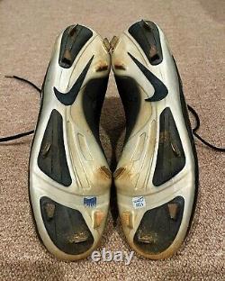 Ken Griffey Jr. JT Sports Game Used Cleats 2001 Cincinnati Reds