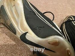 Ken Griffey Jr. JT Sports Game Used Cleats 2001 Cincinnati Reds