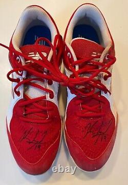 MLB Authenticated- Game-Used AND Autographed Kelvin Gutierrez KC Monarchs Cleats