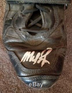 MO VAUGHN Signed Game Used Cleat JSA Certified Boston Red Sox Autograph Shoe