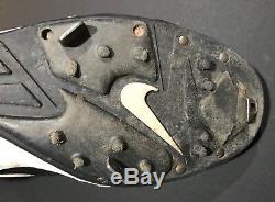 Mariano Rivera Signed Game Used Cleat Steiner Sports LOA HOF 19 Unanimous 2005