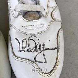 Mark McGwire game used Signed autographed Reebok cleats Oakland As Cardinals