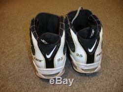 Mark Teixeira NY Yankees Game Used NIKE Baseball Cleats / Spikes-#25 embroidered