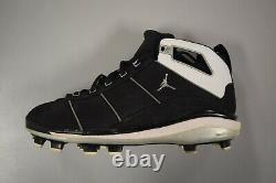 Melky Cabrera Signed 2006 Game Used Cleat Rookie Season Jordan Brand NYY BC4176