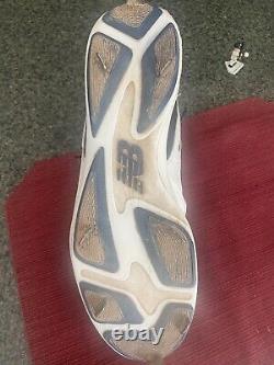 Miguel Cabrera 2012 Game Used Autographed Cleat Authenticated
