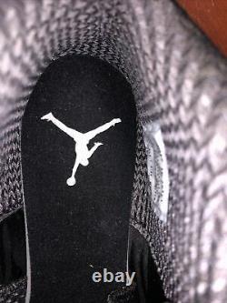 New York Yankees Derek Jeter Game Used Nike Jordan Cleats Read Description