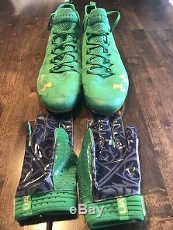 Notre Dame Football 2018 Team/Game Used Cotton Bowl playoff Glove Cleat Combo