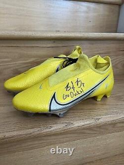 Oregon Ducks Game Used Cleats Signed By Brady Breeze. Rose Bowl Mvp