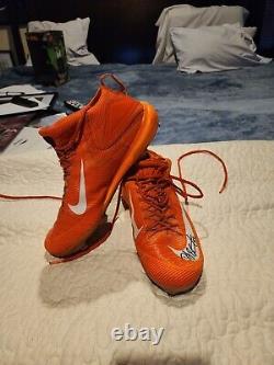 Orioles D. J STEWART AUTOGRAPHED GAME USED CLEATS
