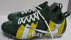 Packers DAVANTE ADAMS Signed 2017 Game Used NIKE Football Cleats AUTO with 1/8/17