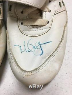 Pair of early game used Mark McGwire signed cleats Nike Air auto