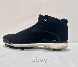 RARE Derek Jeter GAME USED Signed Cleat DUAL Steiner / Jeter COA NY Yankees