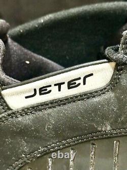 RARE Derek Jeter GAME USED Signed Cleat DUAL Steiner / Jeter COA NY Yankees