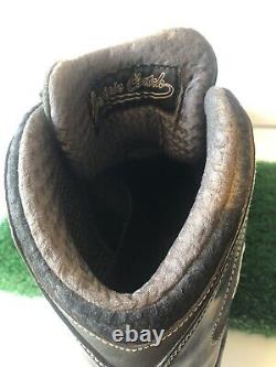 Rare Black Chrome Metal New York Yankees Derek Jeter 2009 Game Used Cleat