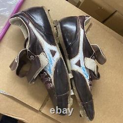 Rich Gossage Game Used Cleats Signed San Diego Padres JSA Authenticity Mizuno