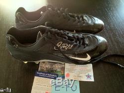 SHELDON BROWN Signed Game Used NFL Nike Pair Cleats / Shoes PSA/DNA Eagles Auto