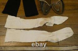 Thurman Munson NY Yankees Game Used Cleats/Shoes Belt Socks 1969-1971 Era