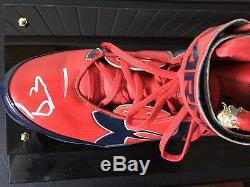 Tom Brady Signed/Game-Used Cleat New England Patriots